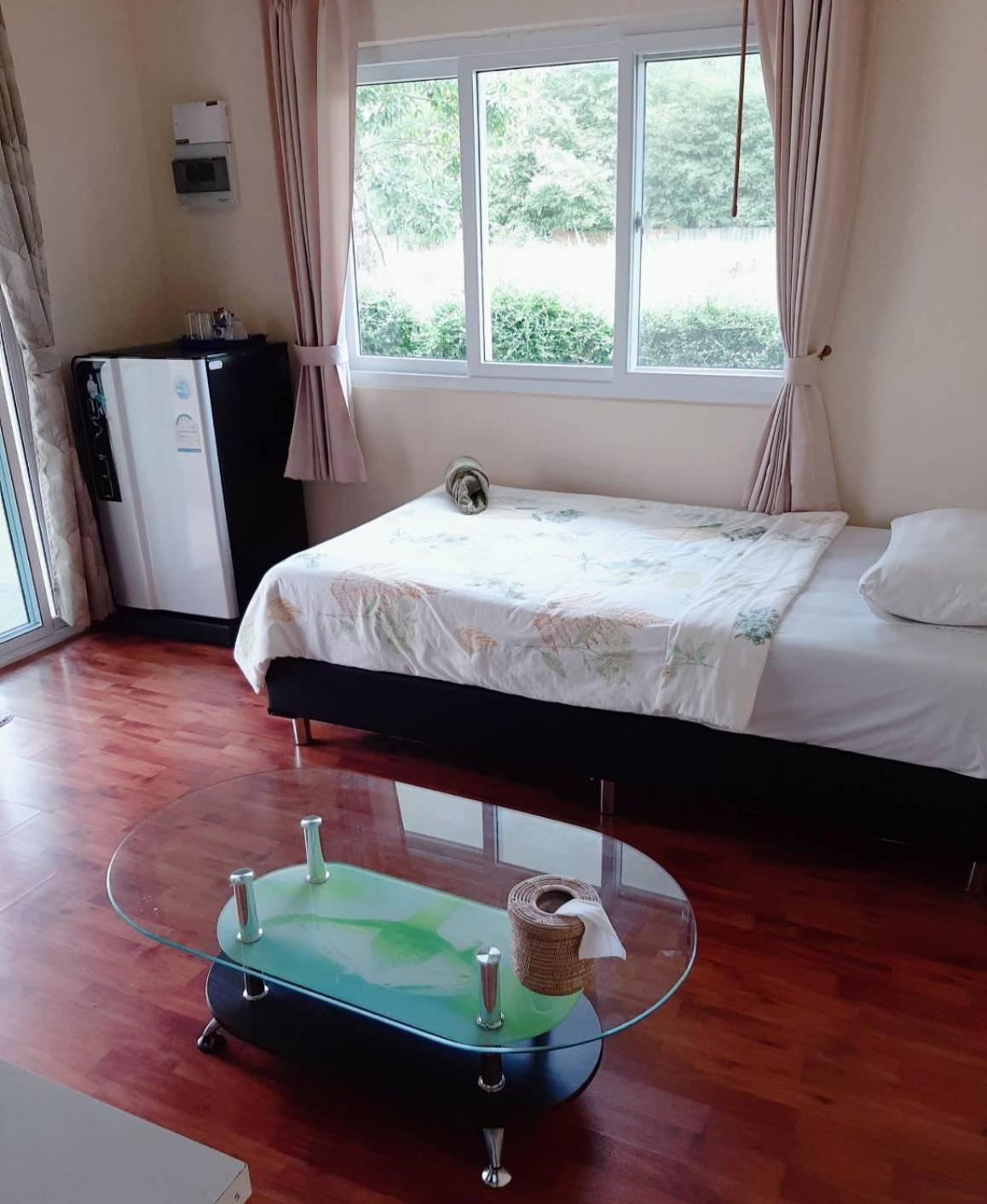 Khanom Garden Suite Quarto foto