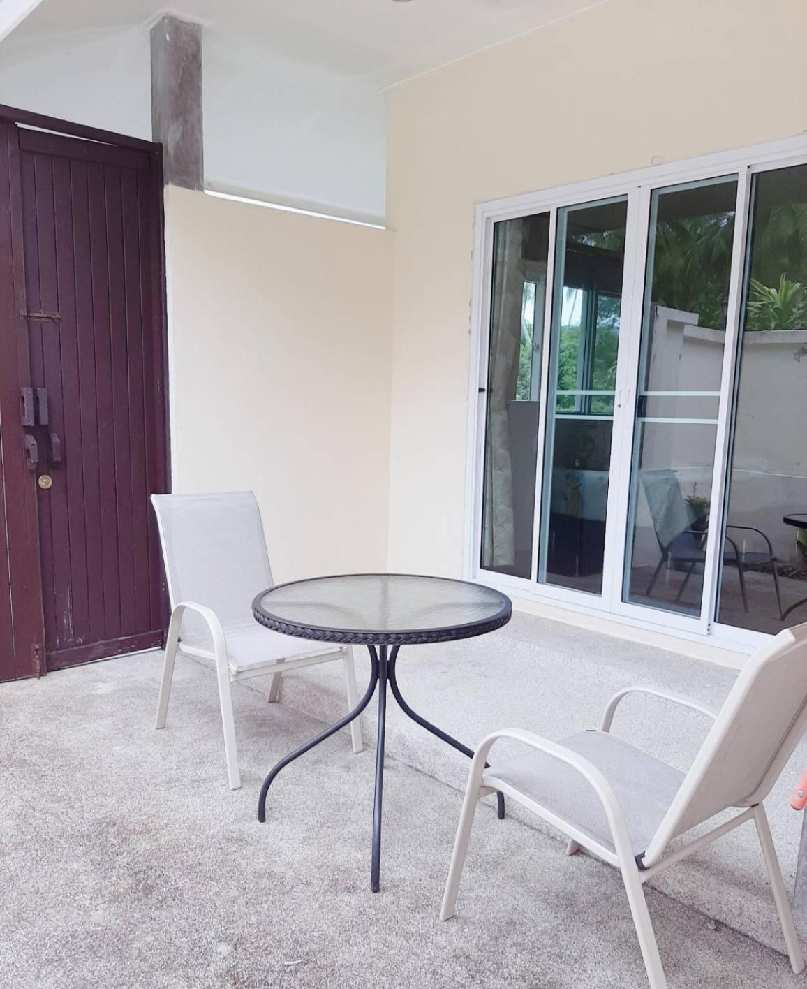 Khanom Garden Suite Quarto foto