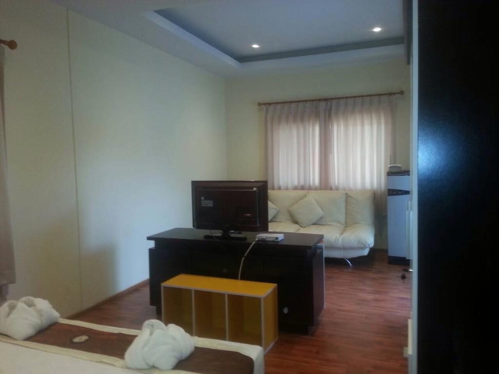 Khanom Garden Suite Quarto foto